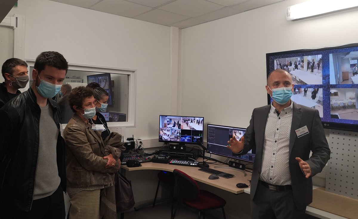 LeMansUniv's tweet photo. [Inauguration #USERLAB]
📢Immersion dans l'étude du comportement 4.0.
✅étudier les dynamiques individuelles et collectives, en présentiel et à distance
✅l'innovation pour préparer l'avenir de notre territoire https://t.co/3uhQD3e5pE