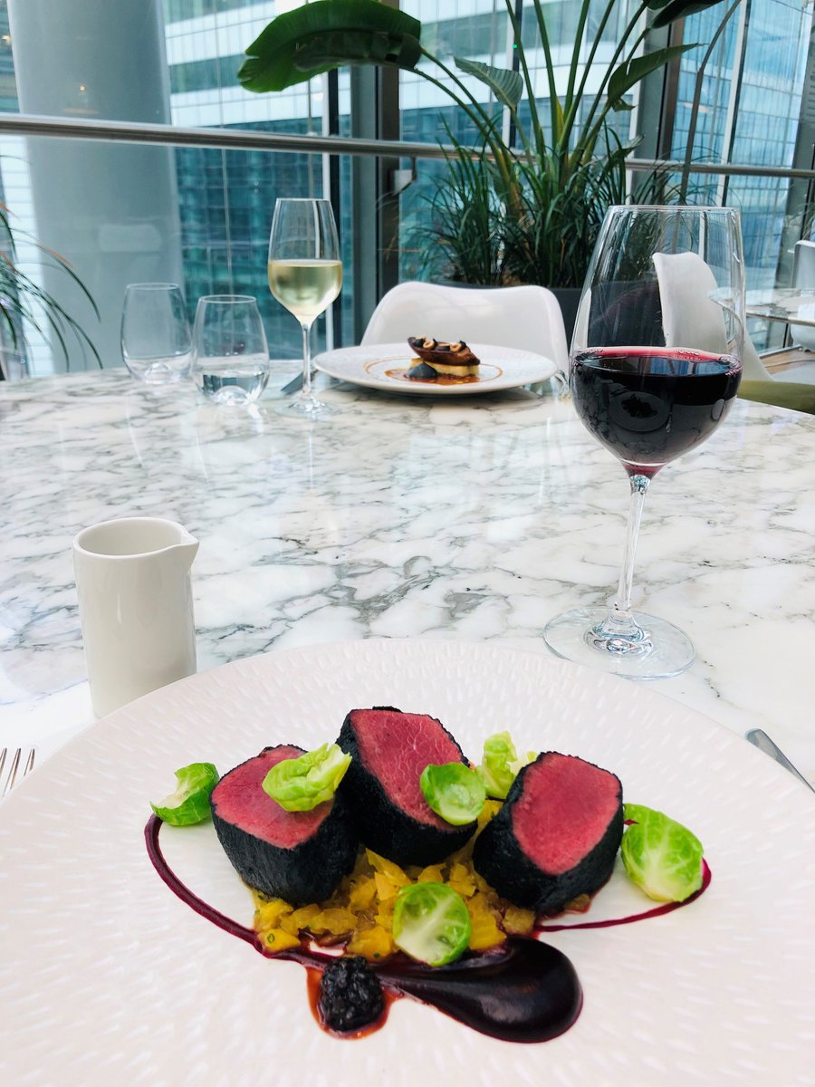 Plateaulondon's tweet photo. 🔥 NEW ON OUR A LA CARTE MENU 🔥
A delightful meal to round off the week 🍴🍷 Vadouvan-crusted venison loin, beetroot chrain, blackberries, sloe gin. 

Book a table for lunch or dinner tomorrow: https://t.co/CrdCSd1JcG https://t.co/QzQGIiJf2k