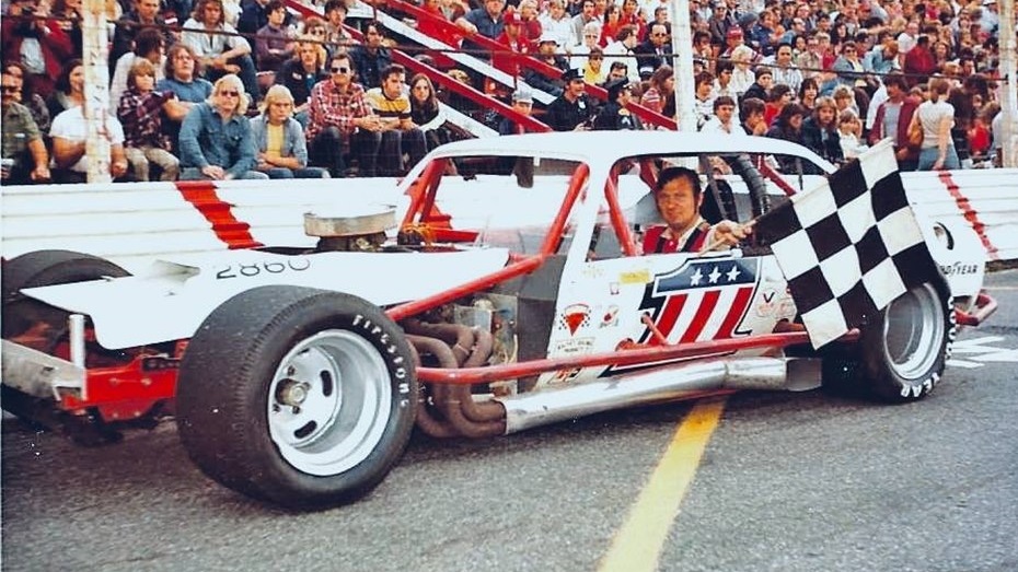 Charlie Jarzombek would have been 79 today #RIP

#CharginCharlie 🏁
