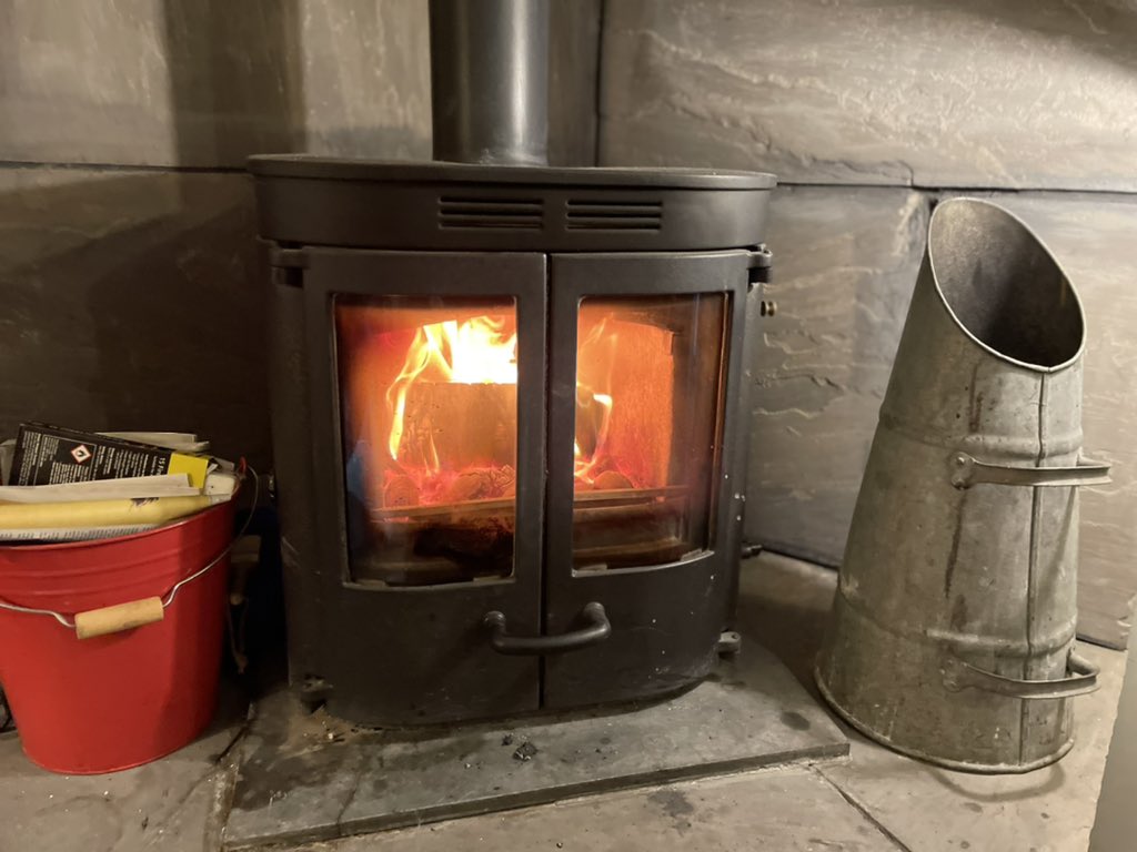 The Pear Tree tweet media