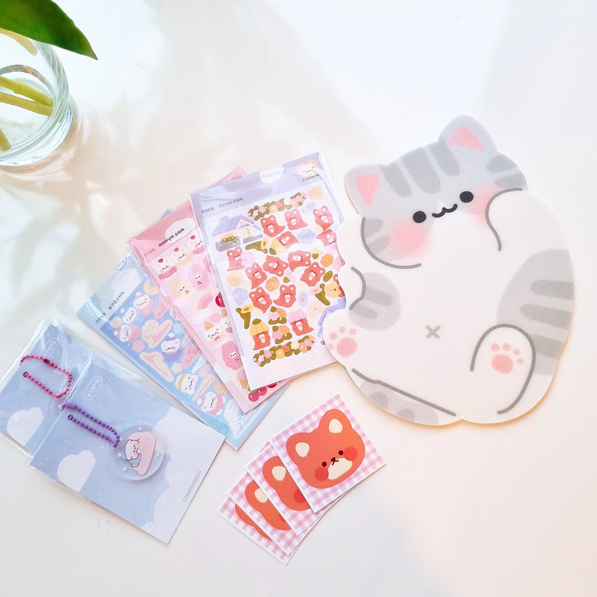 mousse_store tweet picture