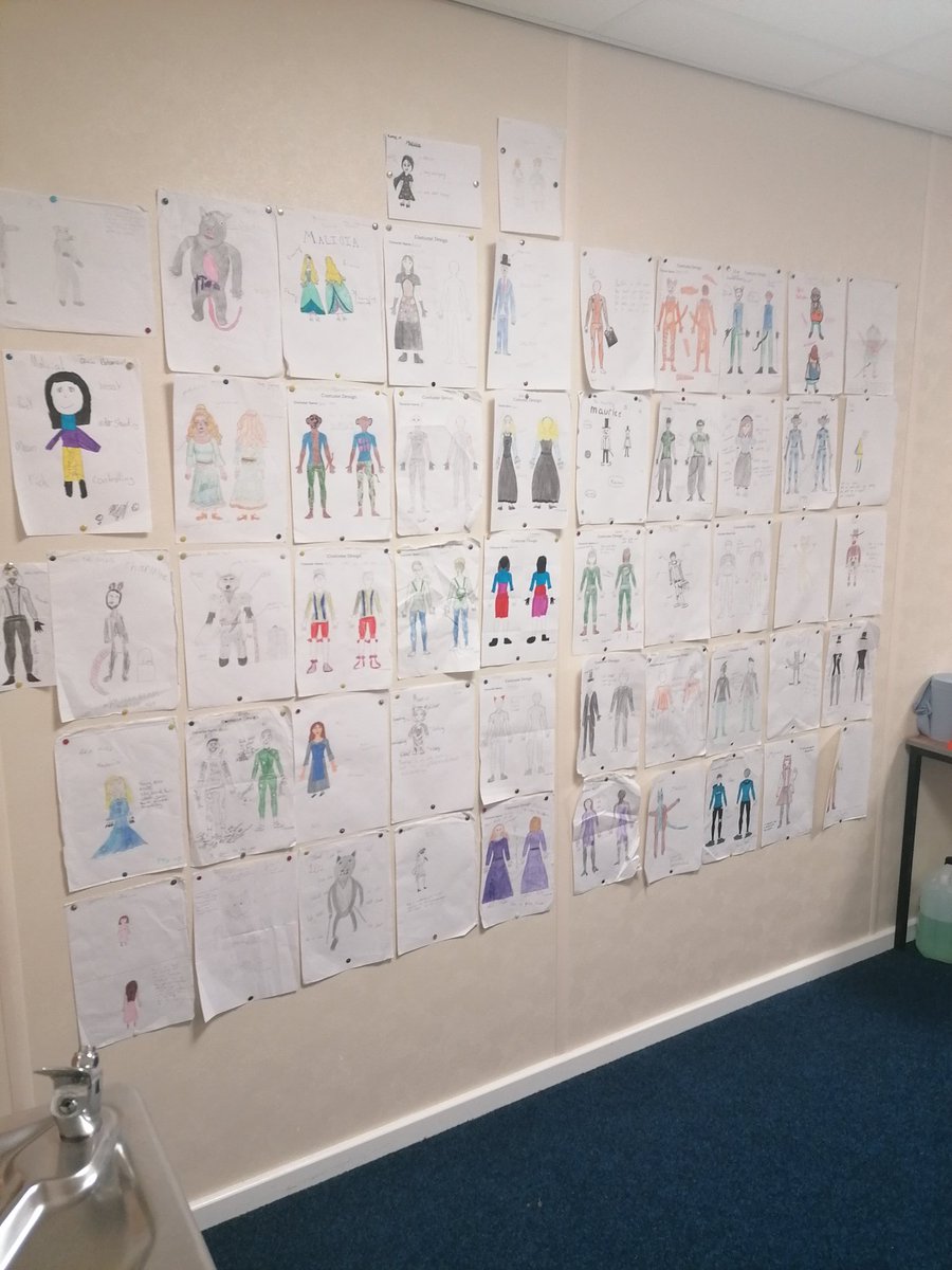 First year costume designs are up! Well done to 1EN5 and 1EN3 for their hard work. #creativelearners @MHS_English @MonifiethHigh