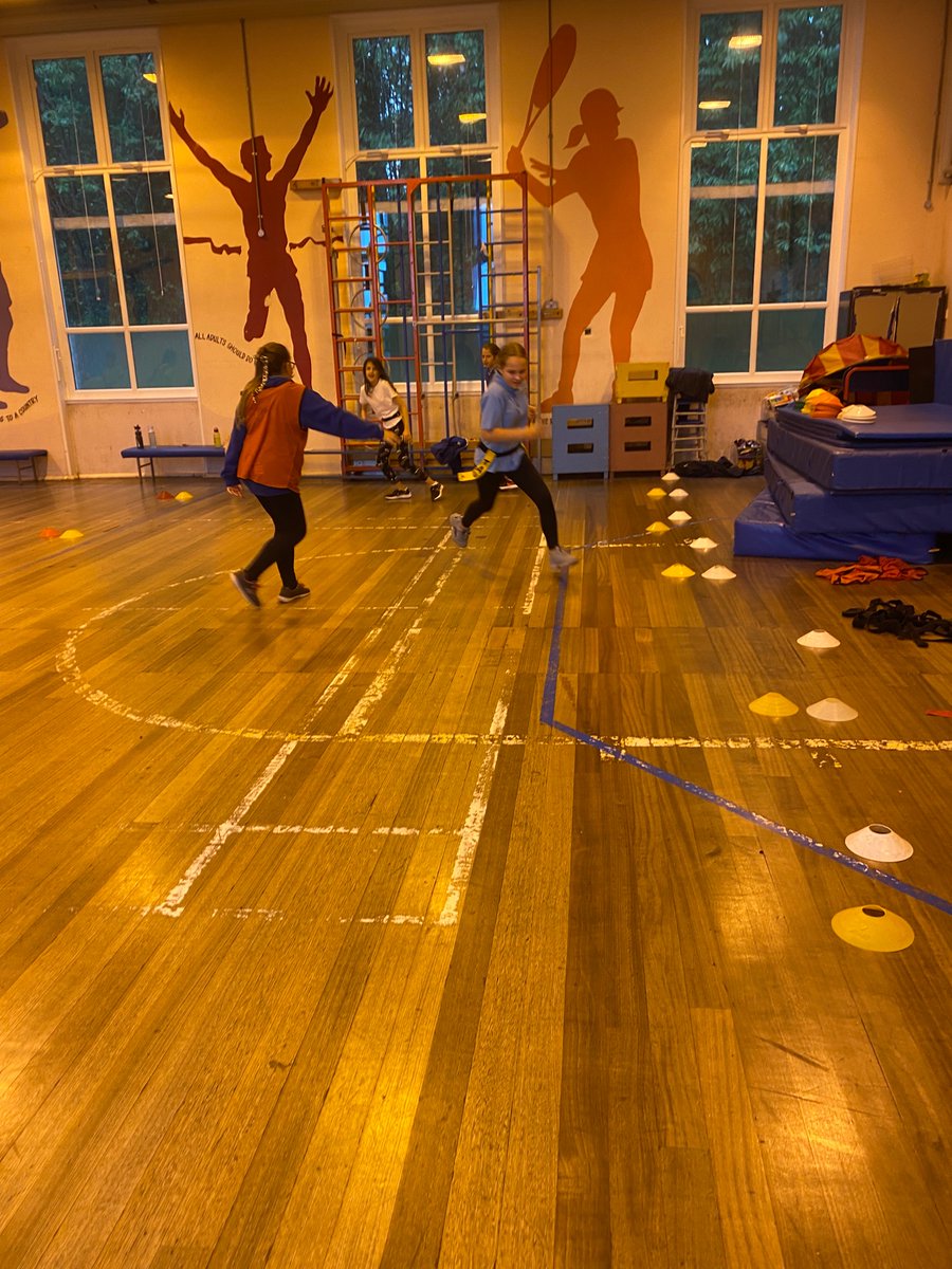 Fantastic morning at <a href="/PontarddulaisSc/">Pontarddulais School</a>! Girls loving the tag games!
👏🏉 @JoeDaviesWRU <a href="/LiamScott85/">Liam Scott</a> <a href="/CleoHardyWRU/">Cleo Hardy</a>
