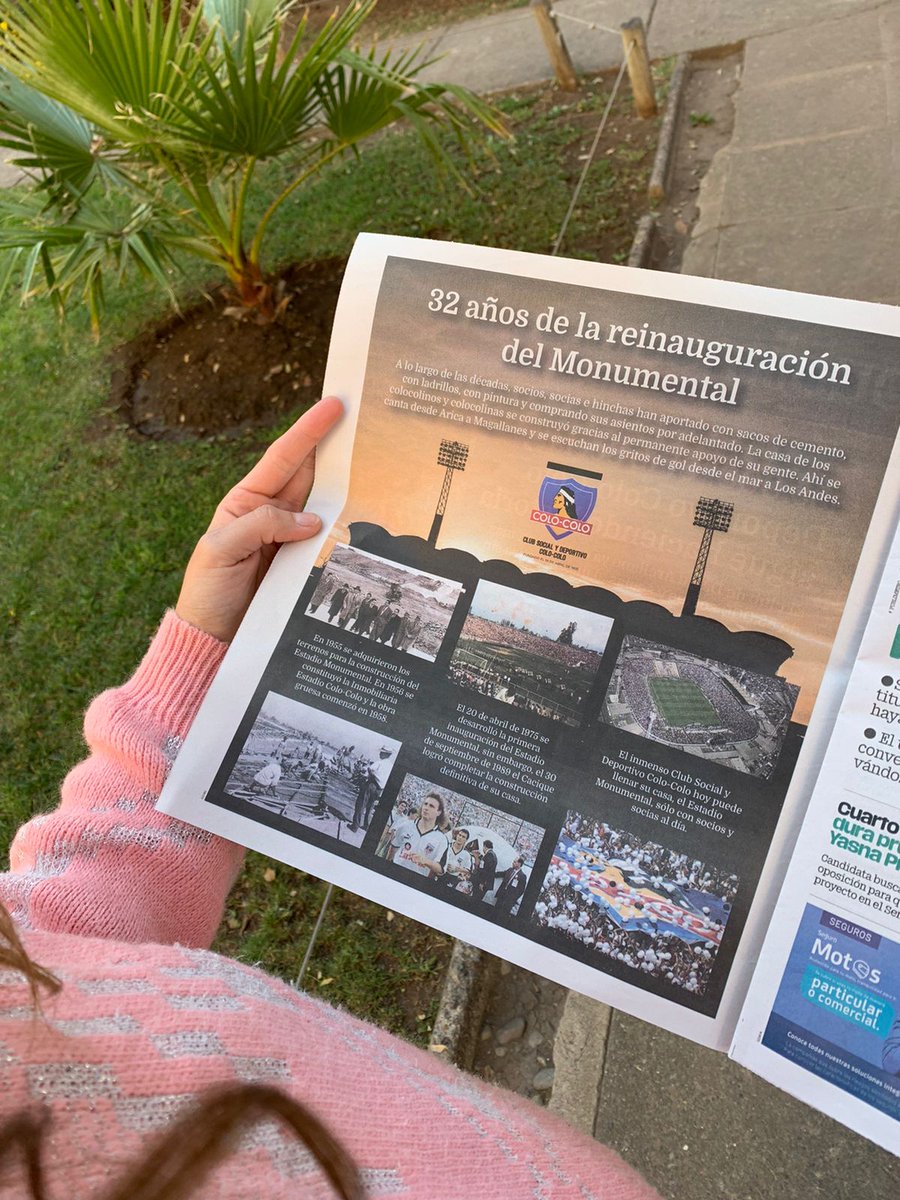 CSDColoColo's tweet photo. Los vimos muy entusiasmados leyendo Publimetro esta mañana 😅

¿Ustedes consiguieron su ejemplar? Si no, atentos y atentas a la salida del Estadio Monumental esta tarde, que guardamos algunos para ustedes 🤟🏽

#VamosColoColo #SomosClub #Somos50Mil 🏁 https://t.co/WaEZ7h2rn2