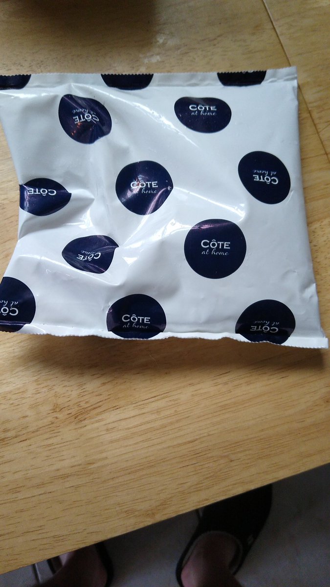 NigsMcDonald's tweet photo. @ShrewsFoodHub hi I have 8 of these cool bags. Are they any good to you? #reuse #repair #Recycle https://t.co/XDw37Dap8i