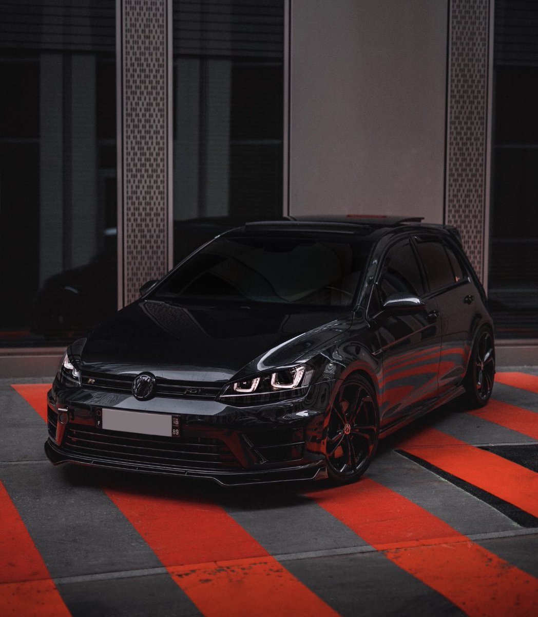 Volkswagen Golf 7 R 🐺