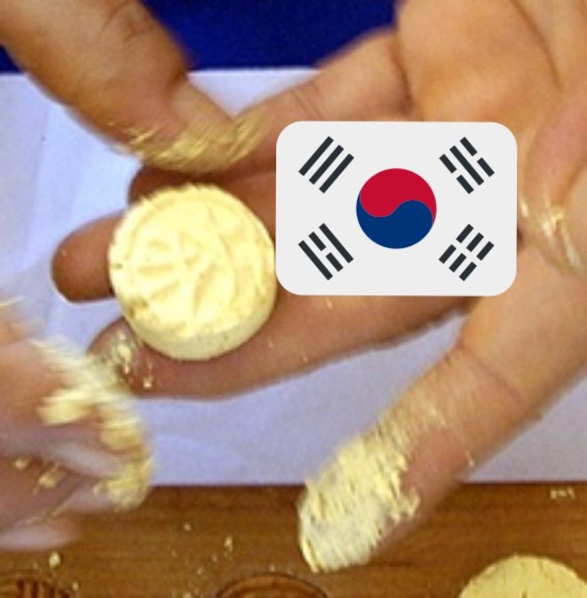 HanbokPantry's tweet photo. #China #中国 #ChineseCulture
#ChinaPlagiarism #ChinaGlobalThreat #NorthEastProject
"Yuebing" is a kind of "Cake", "Dasik" is a "Pressed cookies" made with "Rice syrup" and "Nuts". Why Chinese nationalists are much more stupid then general nationalists around the world??? https://t.co/Y38NdCPGNq
