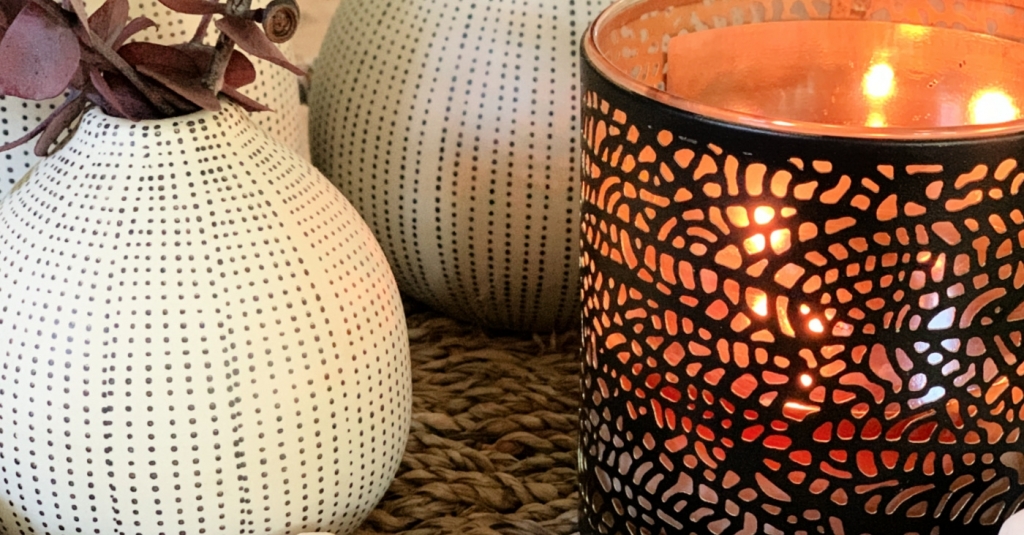 RuloRealtor's tweet photo. How to decorate for fall {without it screaming FALL} https://t.co/BmXxPrvxTe https://t.co/4mVs7MqoLv