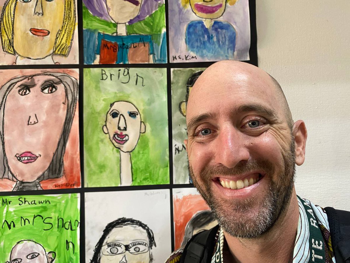 LenaGT's tweet photo. Proud to guide this portrait project at #tashschool. KG-G2 Ss ❤️ their Ts, assistants and admin! And results brought so much joy on Teacher Appreciation Day in Uz 🇺🇿 #OwlsAreAwesome #proudtobeanowl #lostandfoundinuz #lifeonthesilkroad @BrianJKasper #proudparents https://t.co/slftSnw5hQ