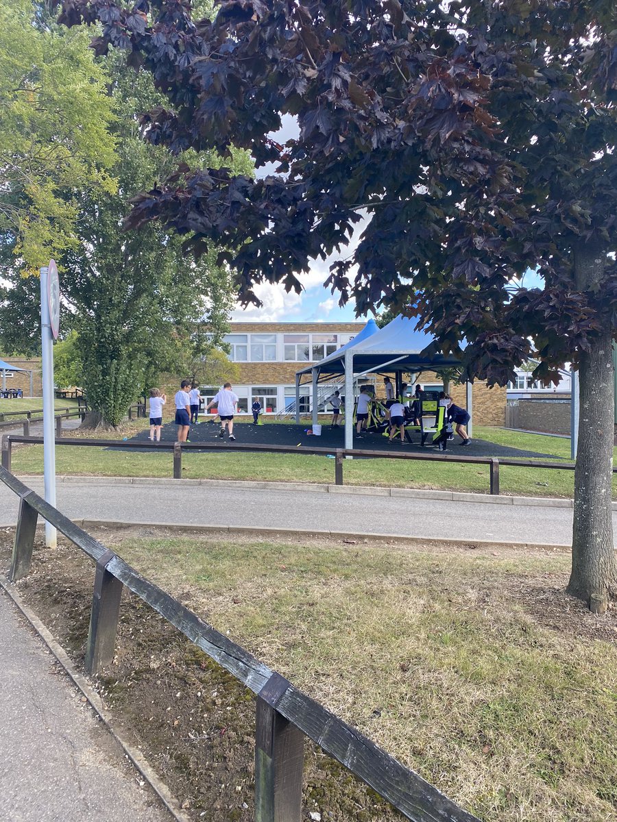 hohacademy's tweet photo. We have a new outside Gym at the Academy that has been incorporated into lessons and our pupils have been thoroughly enjoying using the equipment this term! #outsidegym #physicaleducation #sport #fitness https://t.co/ajRkEVrHCJ