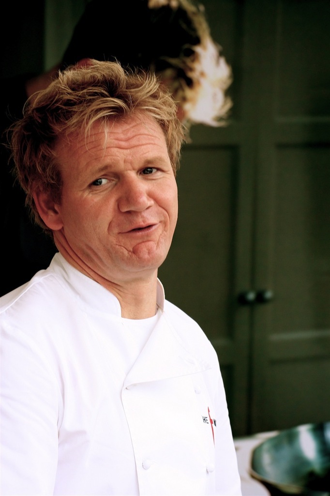 TIL despite being famous on TV for his quick temper and frequent swearing, a 2005 interview revealed that Gordon Ramsay retained 85% of his staff since 1993. via /r/todayilearned https://t.co/AOjuamgtMM https://t.co/MepOHZaHGi