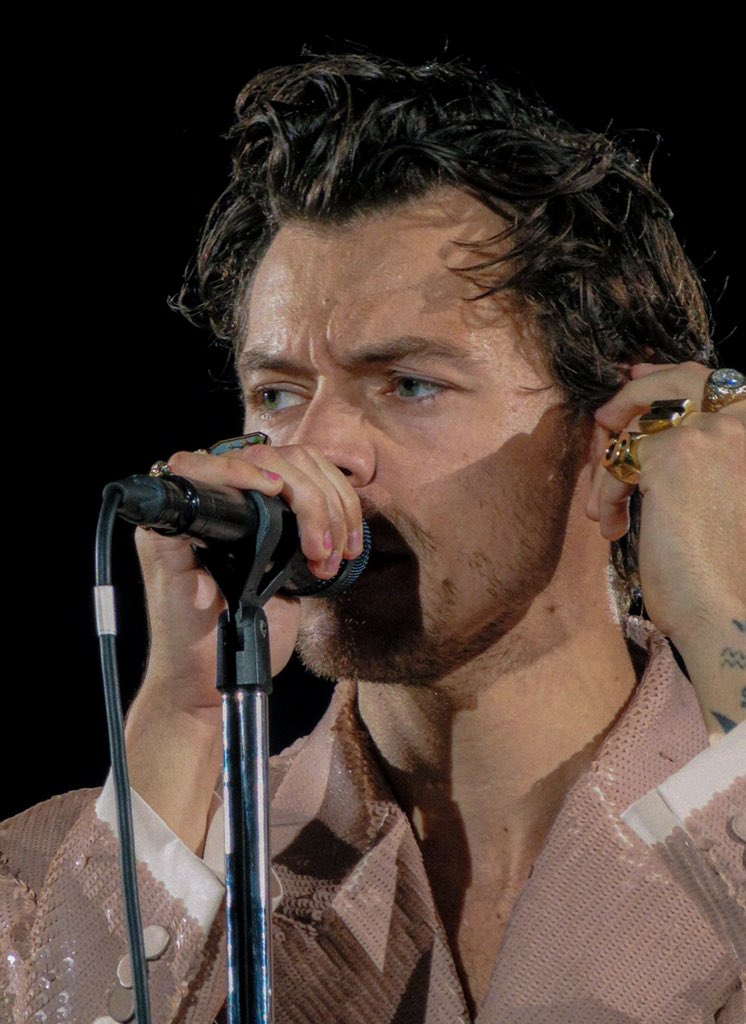 bfhstyles's tweet photo. prettiest angel https://t.co/KmnN0Fl8LC