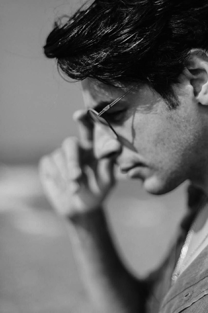 SidMalhotra's tweet image. Colour is Descriptive.
Black & White is Interpretive.
#ThrowbackThursday
