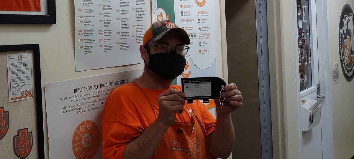 Aaron Shortino (@aaronshortino) on Twitter photo My new hires in D-28 are doing great !.... Could not be happier!.... Steve just got his ballymore license!... GREAT JOB!!!!! #extreme3006 @3006Chandra My new hires in D-28 are doing great !.... Could not be happier!.... Steve just got his ballymore license!... GREAT JOB!!!!! #extreme3006 @3006Chandra