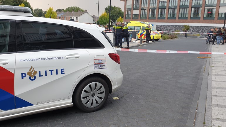 Verdachten van geweld in Hoogeveense wijk Krakeel weer vrij: De drie mannen die zondagavond zijn opgepakt na een vechtpartij in de Hoogeveense wijk Krakeel zijn weer vrij.