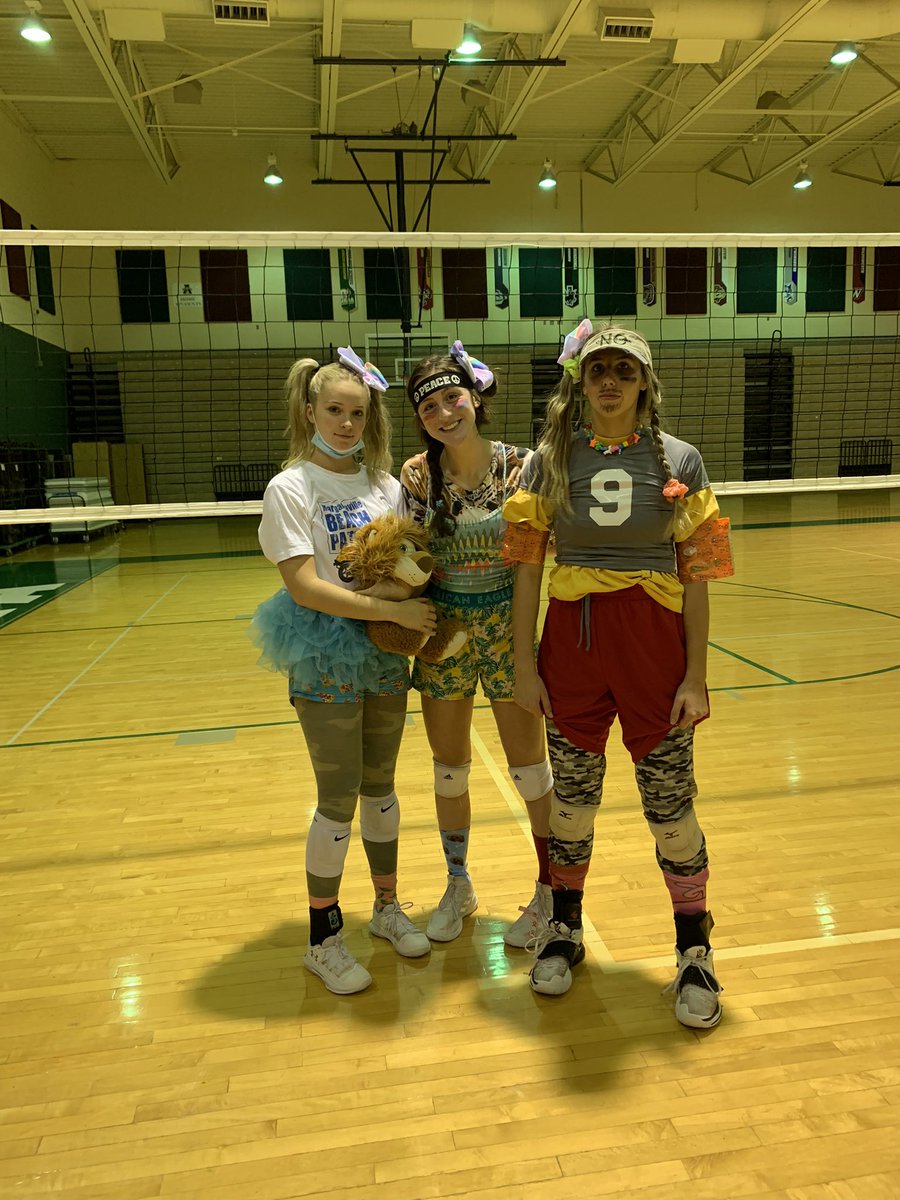 GreenmenVball's tweet photo. Last nights practice was very…wacky. 

Congrats to @sophiadevine19 for winning the wackiest of them all! https://t.co/Tbte8xliwb
