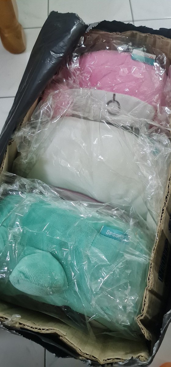 UmmisLove's tweet photo. Just received..it took ages to reaunite with my BT ☺️👍🏻,now I have Nu'est W Spoonz,I just need to hunt for Ping 😭 please don't let them be W forever 😅
Thank you @areumwarehouse for making it possible &amp; for the facemask too,really in need of it now 😍😘 #NUEST #spoonz #뉴이스트 https://t.co/e7sJc72LNh