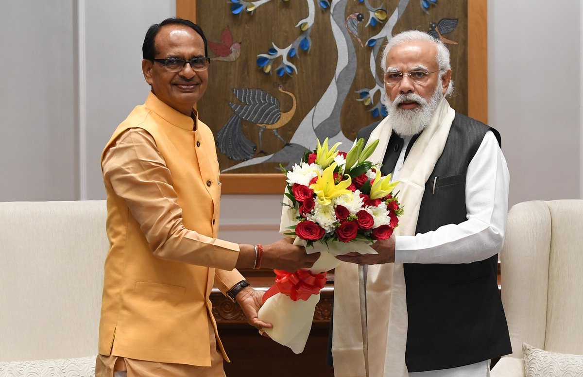 PMOIndia's tweet photo. The Chief Minister of Madhya Pradesh Shri @ChouhanShivraj called on PM @narendramodi. @CMMadhyaPradesh https://t.co/53FK2UdPa3