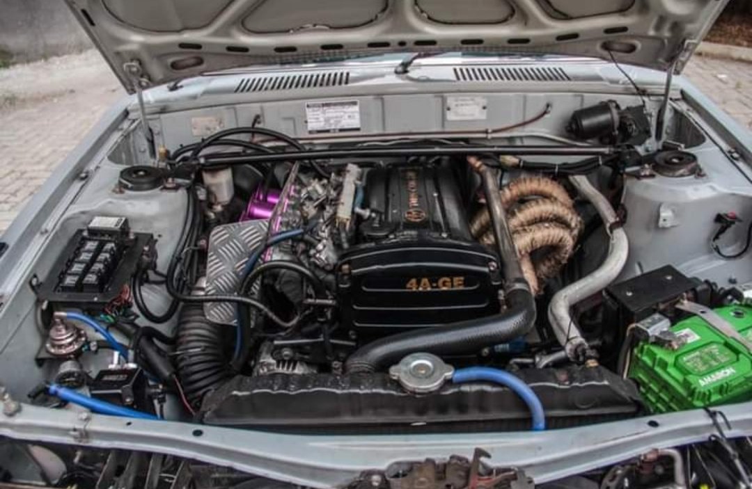 HoldenKlasik's tweet photo. COROLLA DX 81
Rubber bumper
Foglamp cibie oscar
Fender mirror
Recaro seats
Nardi steer
Sprinter lamps &amp; emblem
Potenza r3 r14 + GT Radial
Autometer gauge
Engine 4age blacktop injection
4 throttle
Ecu 4age
Extra fan
Gearbox t50 5 speed
Bilstein suspension

idr. 178jt
087774130343 https://t.co/6M7zUPYD9c