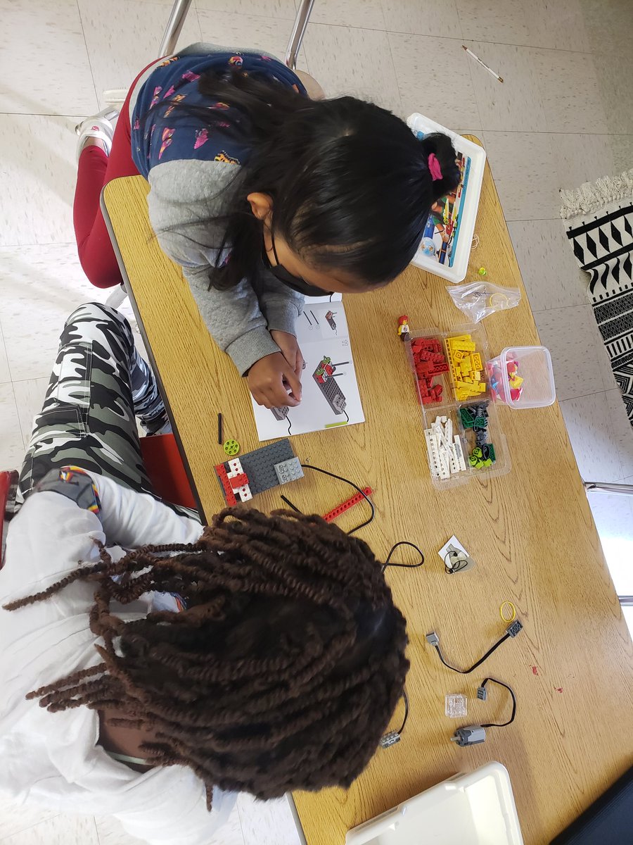 Building and programming with Legos today in our last coding club with this group! <a href="/HodgeRoadES/">HodgeRoadElementary</a>