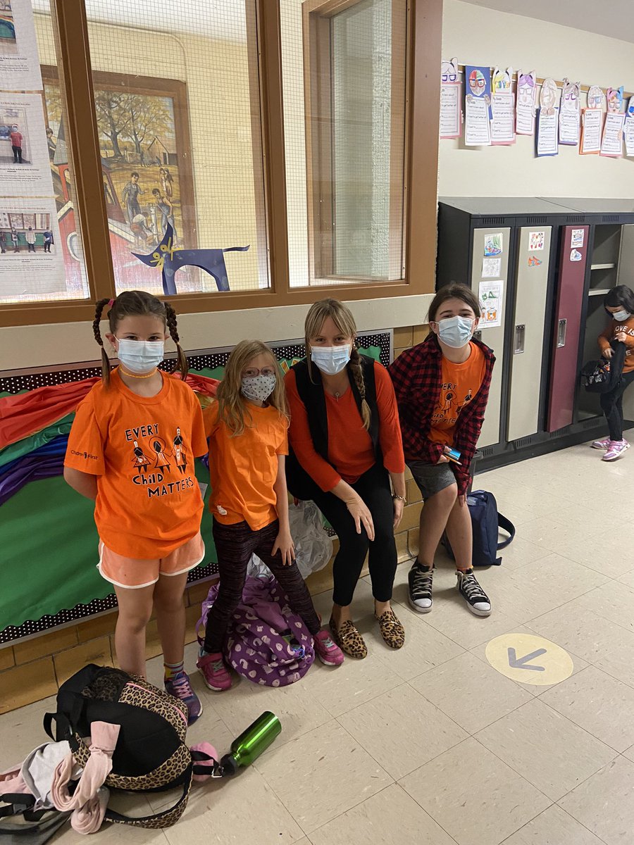 mrs_amonite's tweet photo. National Day for Truth and Reconciliation #EveryChildMatters @HughBeatonHnS @HBeatonBulldogs @gecdsbpro https://t.co/GrWsKoy7az