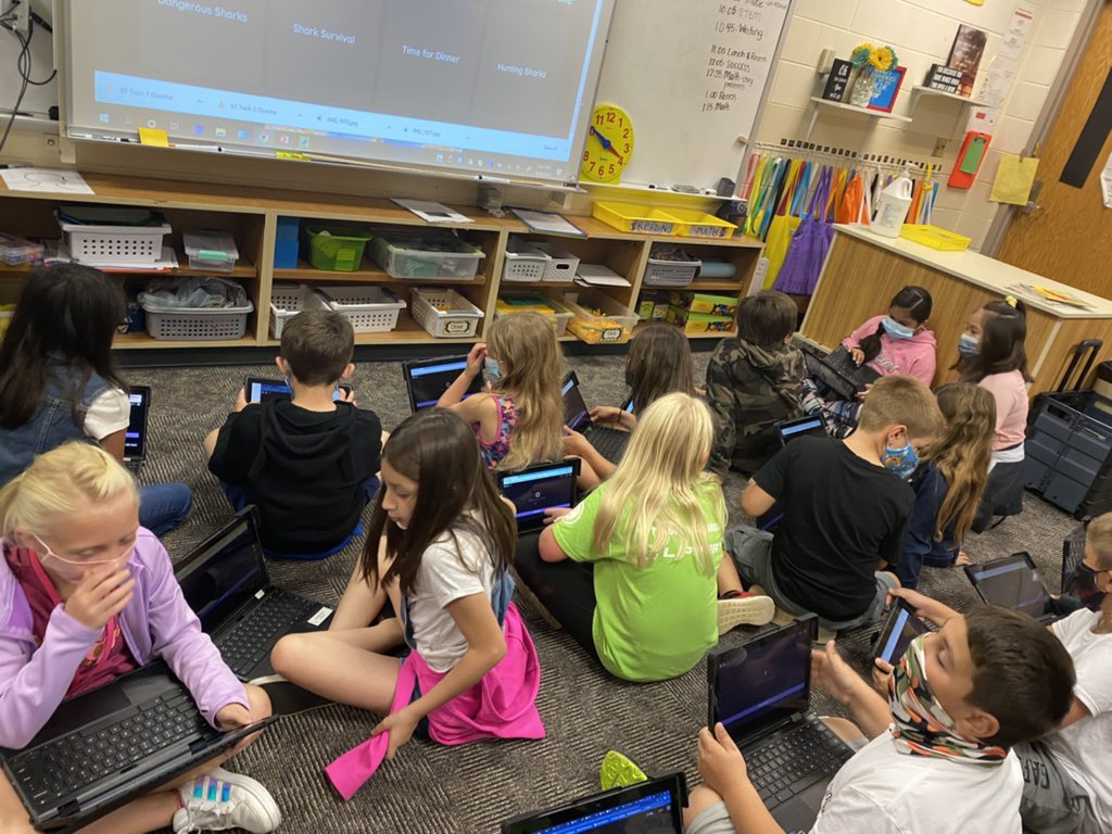 TFreymuth183's tweet photo. Shark week (well 2 weeks) in room 183! We have had so much fun with sharks and main idea! We even did our first Quizziz today! https://t.co/XETGhXR1M3