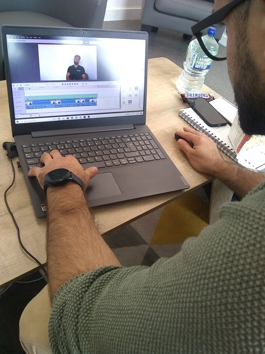 Video editing practice here at the <a href="/Spring22Hub/">Spring22Hub</a> 🎬 

Always wanted to try it out? Drop us an email hubinfo@springhousing.org.uk

#digital #Video #Birmingham #tech #community <a href="/SpringHousing/">Spring Housing Association</a>