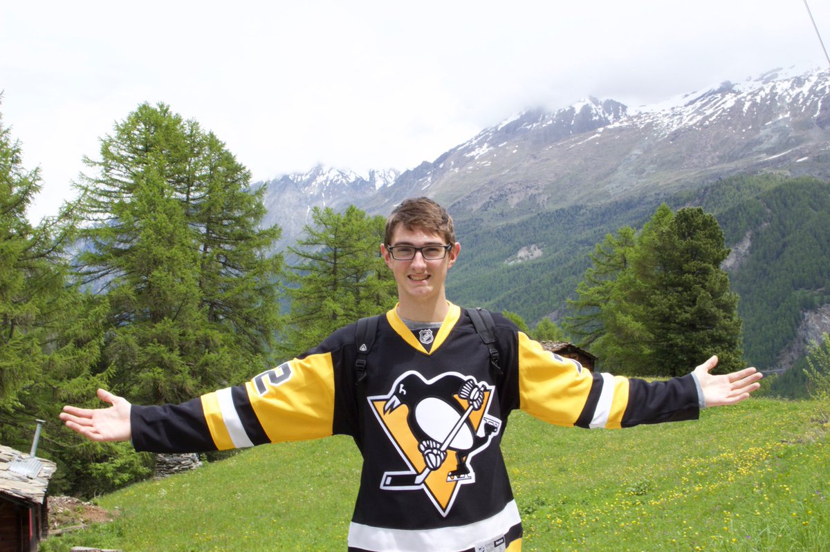 Bob McCutcheon tweet media