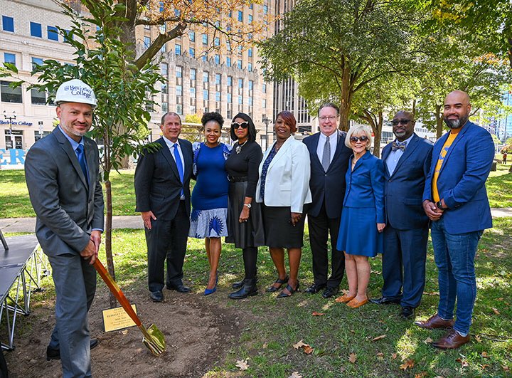 BerkeleyCollege's tweet photo. A tree-planting ceremony at the future Tubman Square at Washington Park in Newark marks #90YearsofBerkeley with @LtGovOliver, @rasjbaraka and @SenMTeresaRuiz at the event. "That speaks volumes to the mission and vision of the college," said Mayor Baraka. https://t.co/ZB715Eq8JH https://t.co/IgHP30NvDS