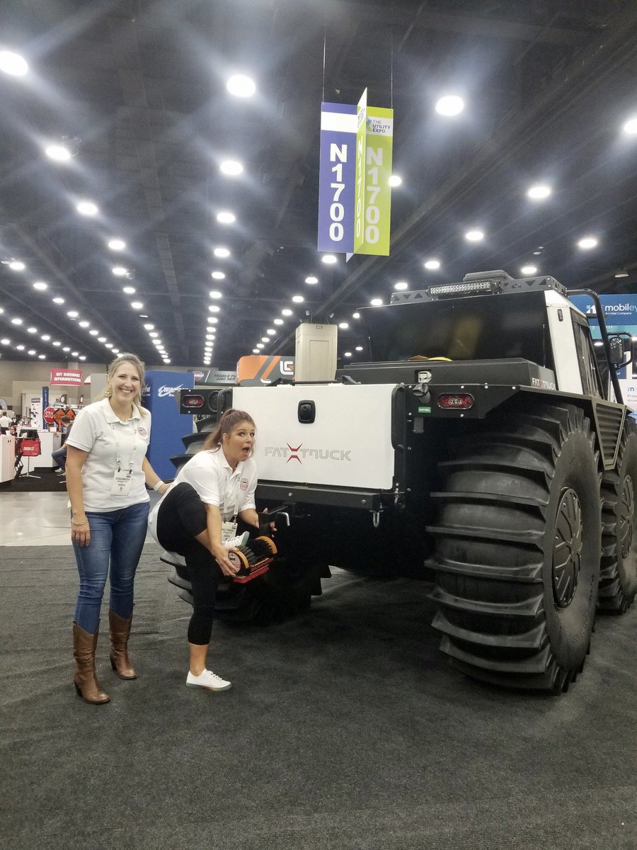 brushinator's tweet photo. We were digging the #fattruck at #theutilityexpo and thought a #brushinator was a logical accessory! 💪🏼👊😂🤷‍♂️ https://t.co/72DwLi8ujT