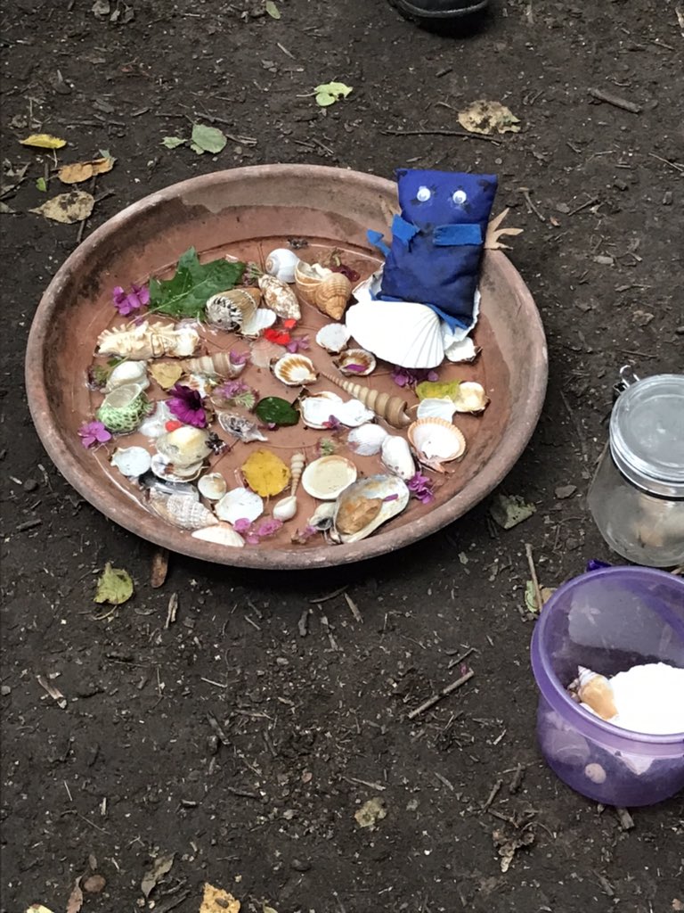 Mrs Lamb tweet media