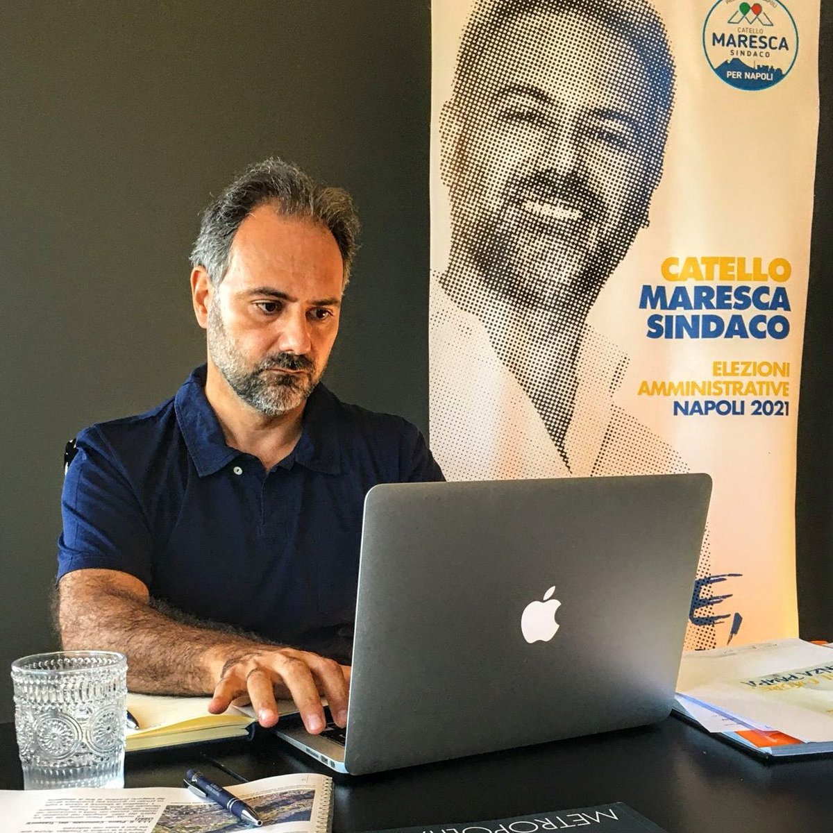 Toto_RightBLU's tweet photo. Le sinistre hanno fallito a @napoli: è venuto iil momento di mandarle a casa! I prossimi 3 e 4 ottobre votiamo e facciamo votare per @MarescaCatello Sindaco di Napoli…  #elezioninapoli2021 #marescasindaco https://t.co/NzPYNufWmT