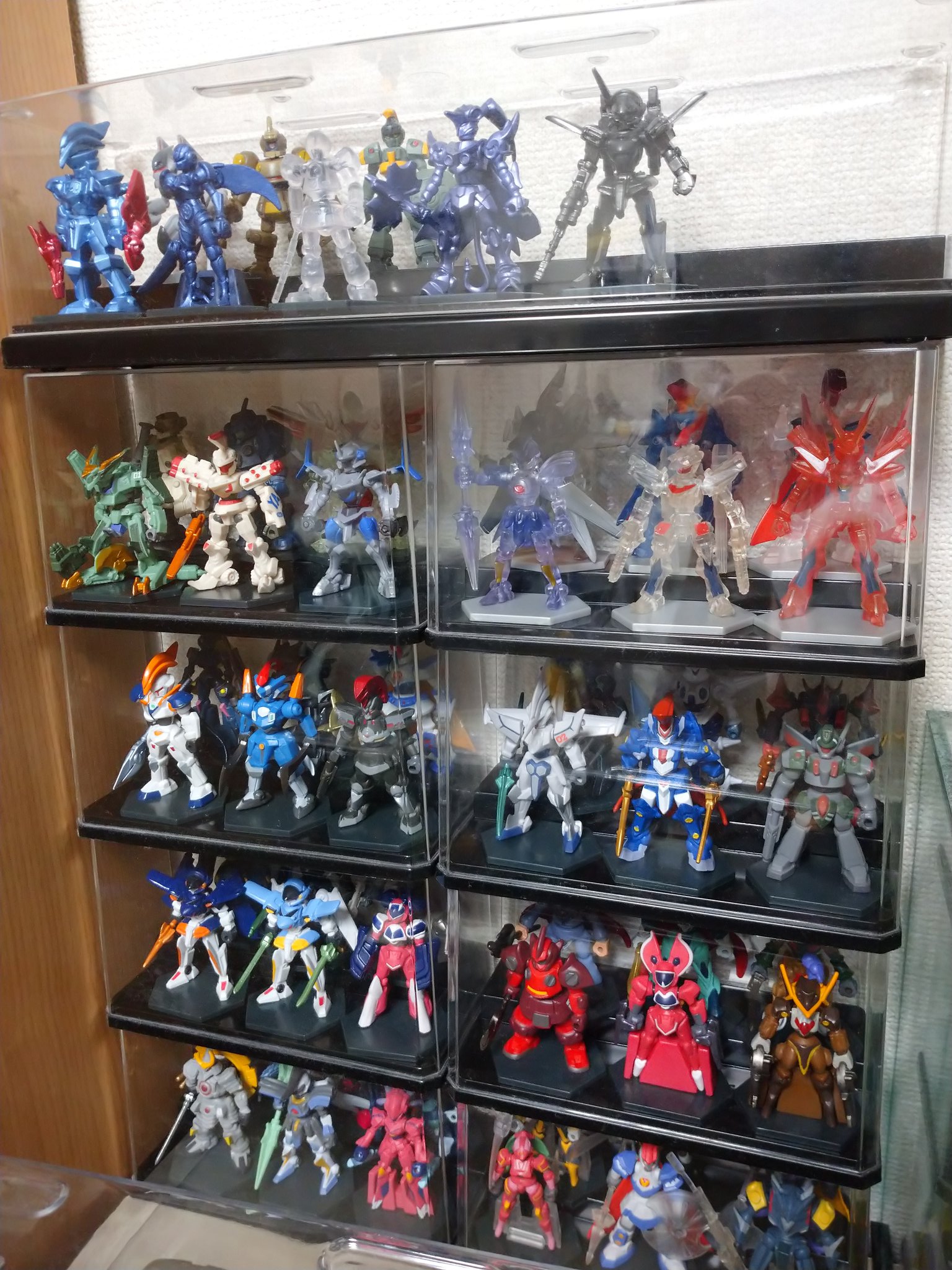 大量まとめ売りダンボール戦機 LBXカスタムビルドファクトリー追加