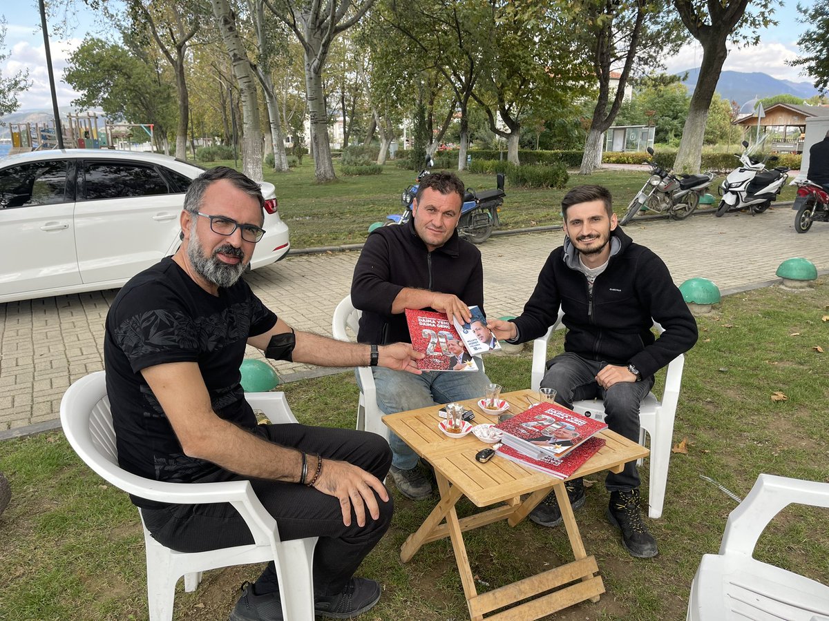 FerhatErol79's tweet photo. #SARIAGIL MAH.BŞK HAYRETTIN GUZEL
 #SANSARAK MAH BŞK.  Arif Uysal 
#YESILCAMI MAH BŞK AHMET OZDEMIR ile 
Sohbet edip iL BASKANIMIZ @davutgurkan IN SELAMLARINI ILETTIM. https://t.co/lkspdsXRML