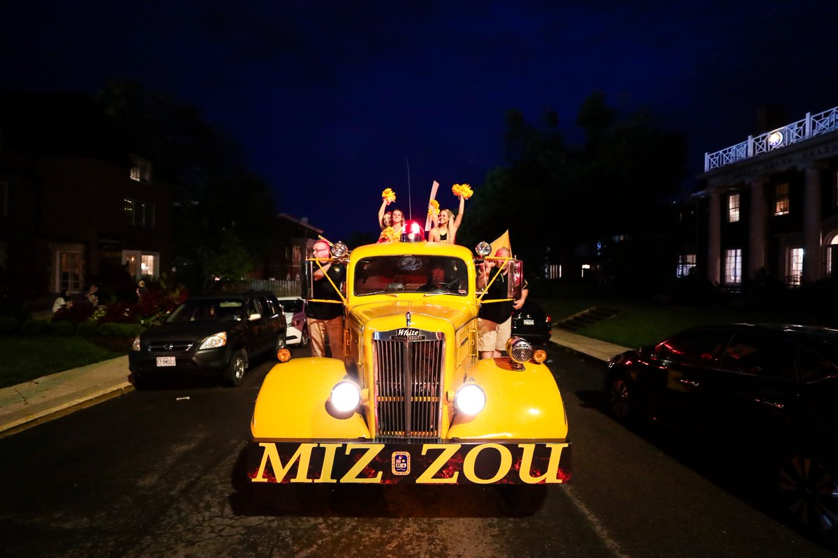 MizzouAthletics's tweet photo. .@Mizzou students - we want to see you help us #FillTheHill for @MizzouFootball this weekend! 

$20 tickets available for students only. 

🔗 https://t.co/44NNcvc9TA https://t.co/jcK8RDit4z