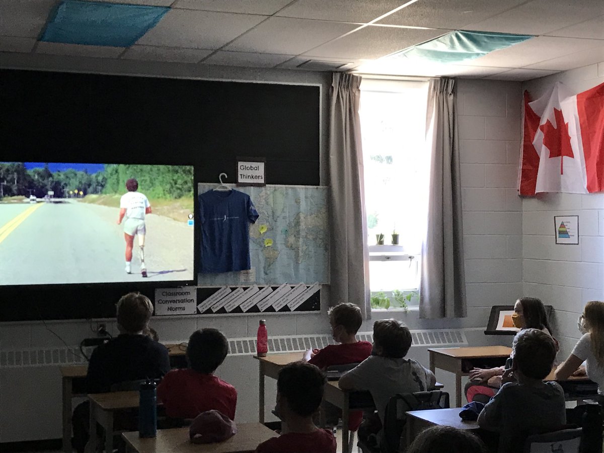 Terry Fox virtual assembly before we walked the neighbourhood chanting “Terry Fox!”. #terryfox ⁦<a href="/MacaulayPS/">Macaulay PS</a>⁩