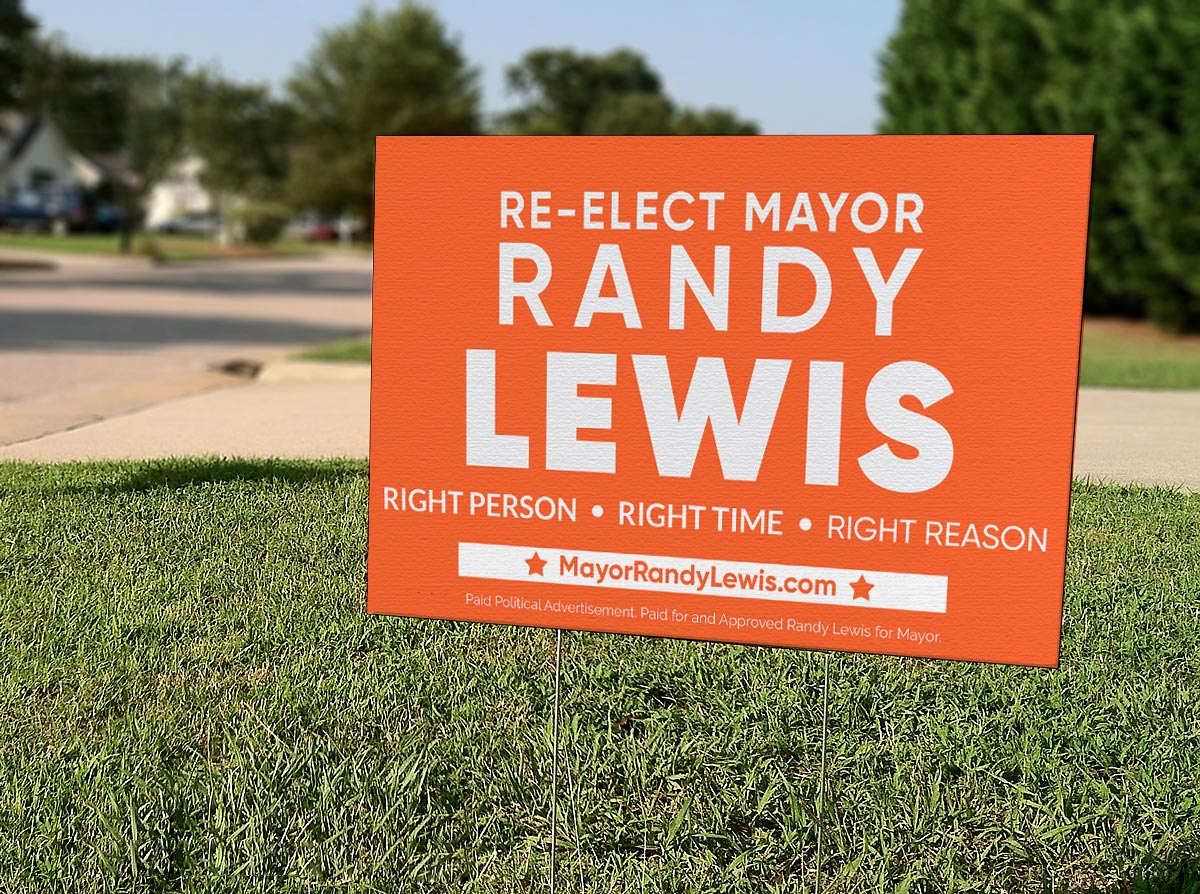 mayorrandylewis's tweet photo. Your support is crucial for the candidate who is dedicated to addressing the issues on the horizon related to growth in Bountiful. Support the campaign to re-elect Randy Lewis for mayor by making a donation, placing yard signs, volunteering or hosting ... https://t.co/Wr1c2DqPpJ https://t.co/0vxO6kkran