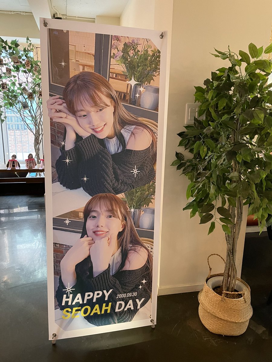 oopsalltrue's tweet photo. 서아깅 생일추카해🥺 https://t.co/7lUa4FQRP7