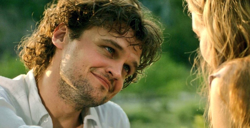 camosimi's tweet photo. Nuovo arrivato nella lunga lista delle tv crush โ๏ธ #rayhall #PanicOnPrime https://t.co/Em4a4MMwJy