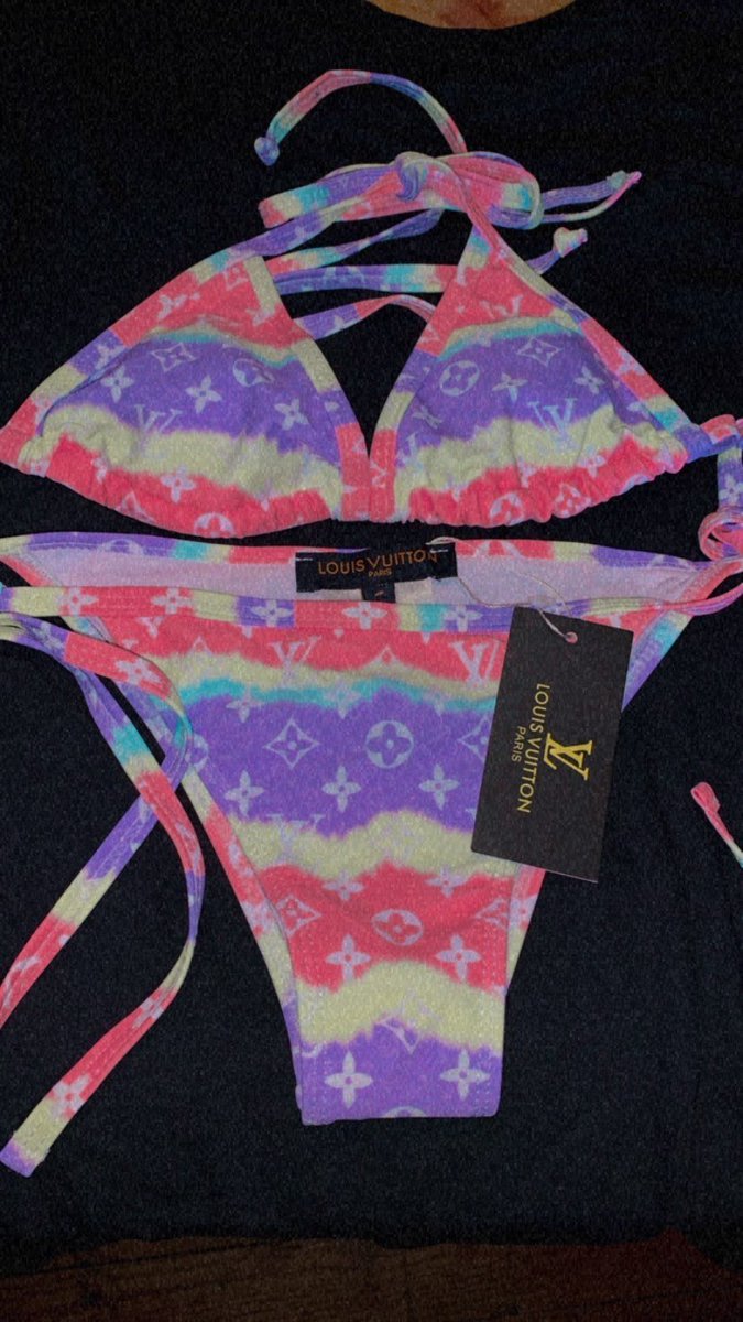 KezzyKollection's tweet photo. We love a sale🥰🥳shop our designer bathing suites today for only $15 #SquidGames #MyUniverseMVOutNow #BlackOwned #shopsmall #CharlotteNC #shoplocal #kezzykollection #viral #RETWEEET https://t.co/aMKiJL4ne3