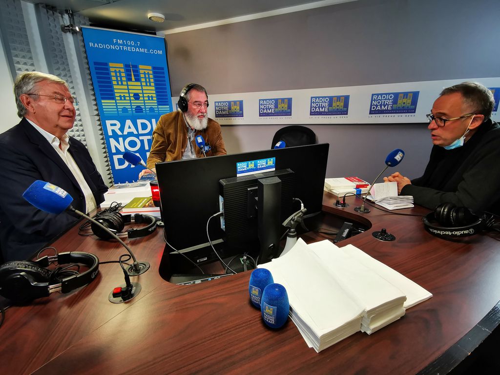 #CultureClub consacrait aujourd'hui une émission spéciale suite à la disparition de Bernard Sesboué, prêtre jésuite et théologien 👇 

"Il avait une culture encyclopédique" avec <a href="/laprocure/">Librairie La Procure</a> <a href="/EditionSalvator/">Editions Salvator</a> 

▶️ buff.ly/3EZfRrr