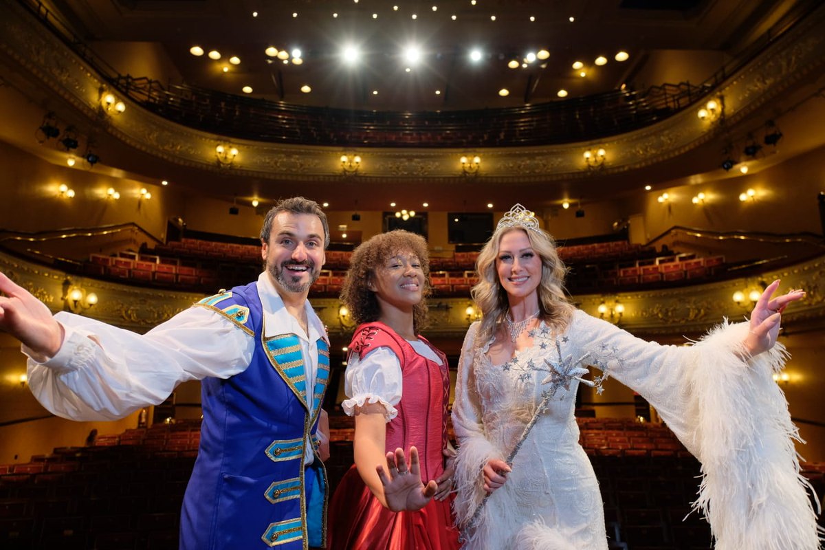 DarlingtonHipp's tweet photo. ⭐ Stars from our panto CINDERELLA were in town earlier today to speak to the press and take some sparkly snaps 📸 

✨ @Faye_Tozer, @PatrickJMonahan &amp; newcomer Tanisha Butterfield will be joined in Dec by a whole talented cast and we CAN. NOT. WAIT!

🎟️ https://t.co/1yW4vHsRnv https://t.co/0R2PqfvDiA