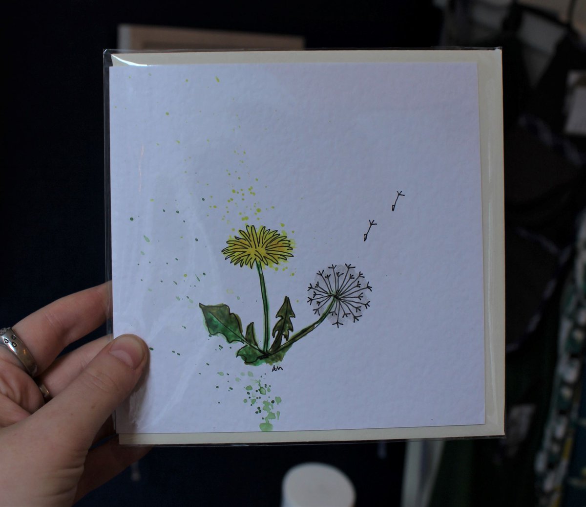 artcraftcollect's tweet photo. Aren't these lovely?
Hand painted greetings cards so each is unique!
A new style from Ainsbo Kerds
We have fuchsia, dandelion and the Scottish favourite, thistle!
£4.95
#handmadeinEdinburgh
#floralart #thistle #dandelion #fushia
#shoplocal https://t.co/JoRq5LdpG6