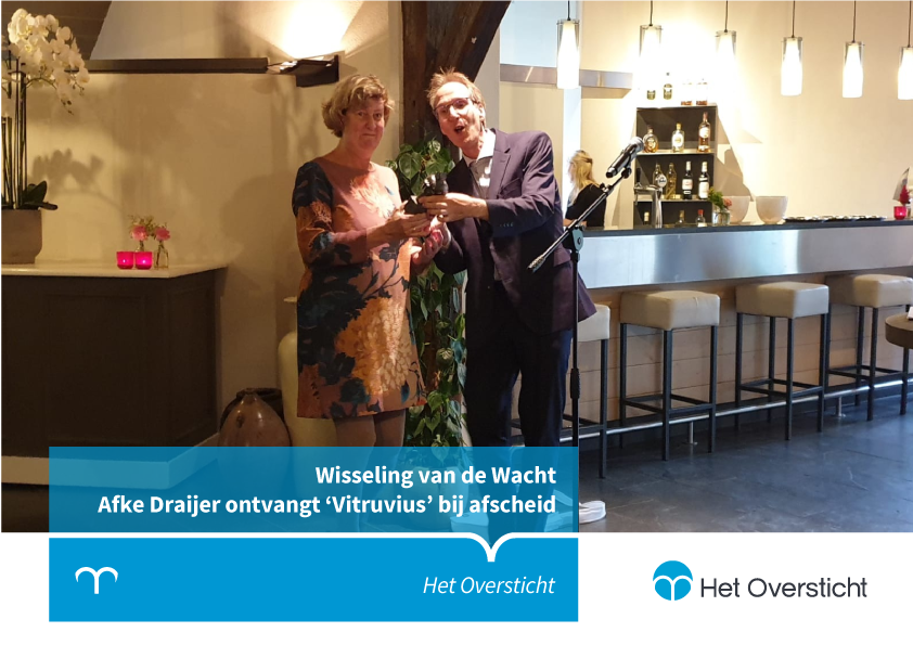 𝗪𝗶𝘀𝘀𝗲𝗹𝗶𝗻𝗴 𝘃𝗮𝗻 𝗱𝗲 𝗪𝗮𝗰𝗵𝘁
Afke Draijer geeft het stokje van de Monumentenwachten in noord en oost Nederland door aan Eefje van Duin. Voor haar inzet en betekenis voor de 'leefomgeving' ontving ze uit handen van Bart Buijs de Vetruvius.
hetoversticht.nl/actueel/nieuws…