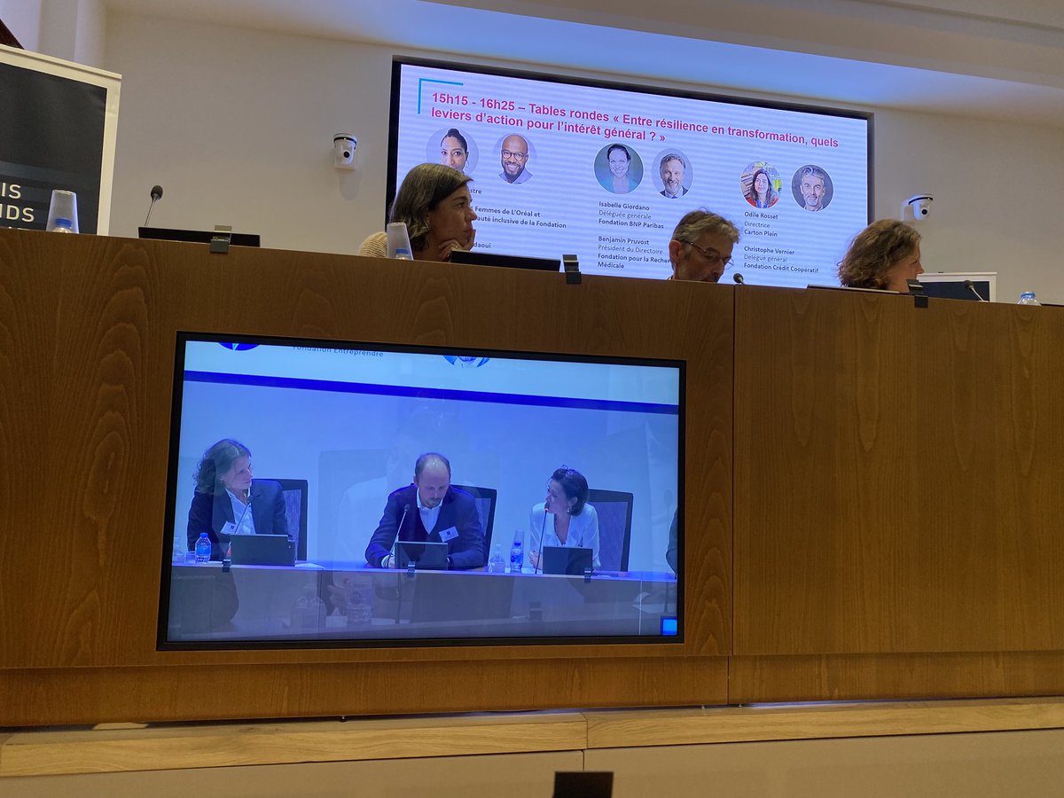 Seules 20% des fondations auj placent le changement systémique au cœur de leurs actions : ⁦<a href="/TdeSaintSimon/">Thibault de St Simon</a>⁩ ⁦<a href="/AshokaFrance/">Ashoka</a>⁩ - Les fondations prônent aujourd’hui de nouvelles #alliances 👍