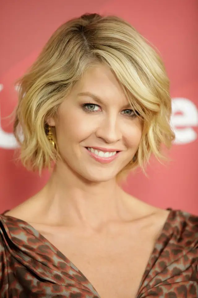Happy Birthday dear Jenna Elfman! 