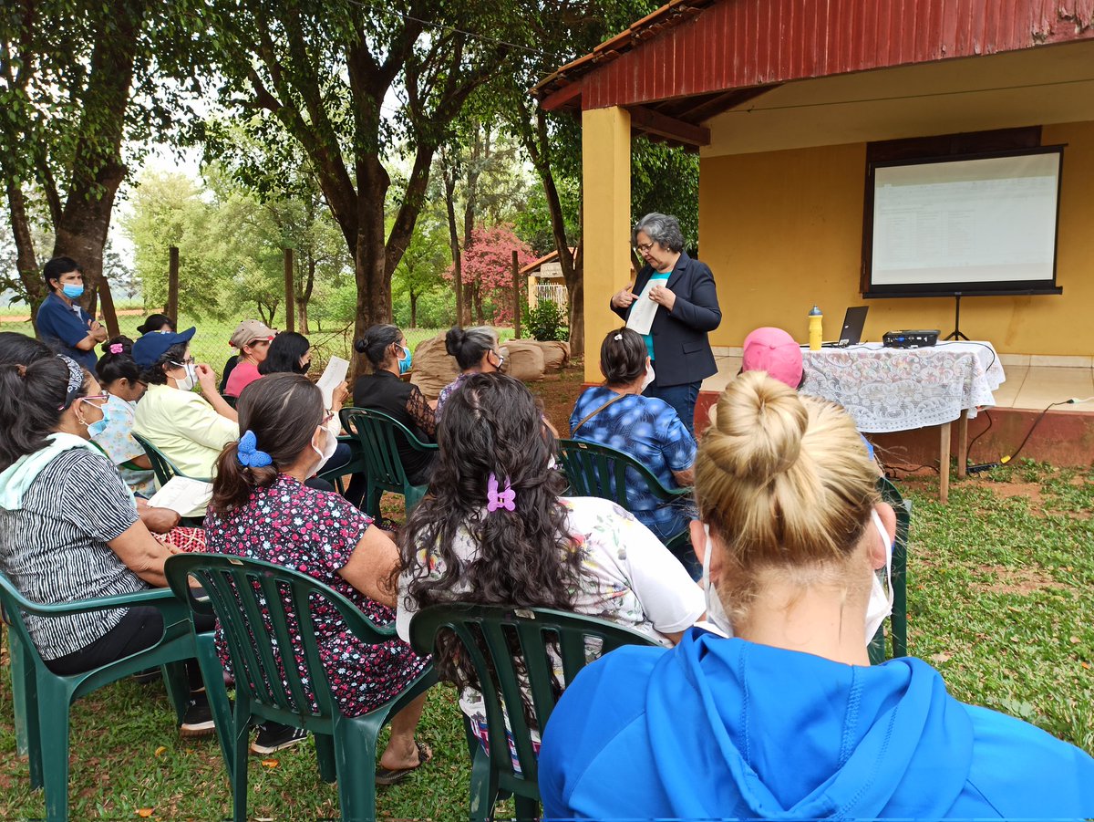 atodopulmonPY's tweet photo. ¡Mujeres protagonistas!

Se llevó a cabo la capacitación sobre Educación Financiera a las mujeres beneficiarias del proyecto #BosqueComunidadyVida.

Ejecutado por #ATodoPulmón junto a la #CoopPfannl, con el apoyo de la @UEenParaguay https://t.co/SKVZoyA2S7