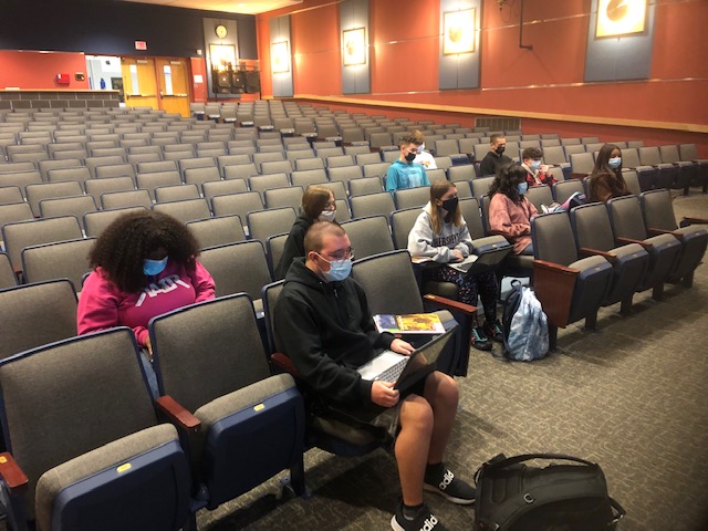 SHS's School Counseling Office would like to thank Mrs. Nancy Kelley &amp; Mr. Brandon Mazepa,<a href="/LCCC_Admissions/">LCCC Admissions</a>, for conducting our annual LCCC Application Seminar. These SHS seniors have completed their applications to become an LCCC Cougar in the fall 2022. Congratulations!