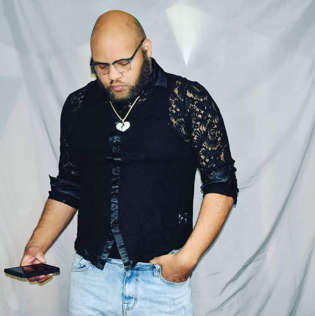 tseproductXxX's tweet photo. #LifeisaDrag Showcase coming November 7th... Please come out and support our amazing entertainers as well as my lil beo the Aexy @PrinceofPussyy our JELLO Shot guy.. This will be a shownyou don't want to miss... #bmore #Baltimore #BaltimoreDrag #DragShow https://t.co/ZxlQ776ric