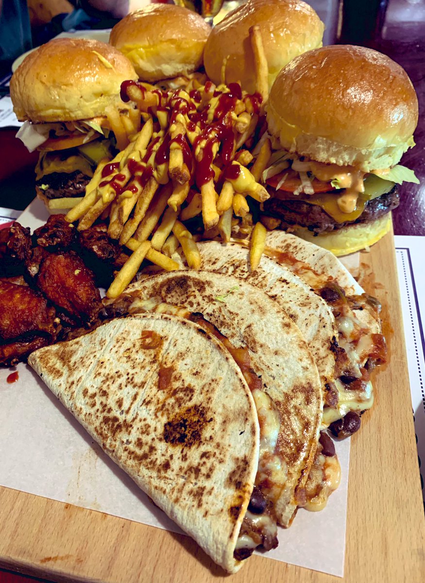 Tabla Gocha by <a href="/argentinosburg_/">Argentinos Burguer</a>